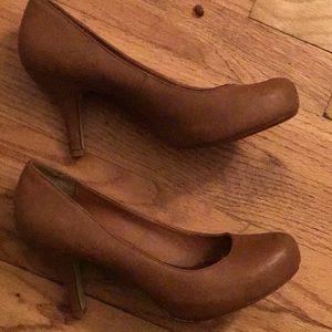 Nine West size 6.5 heels
